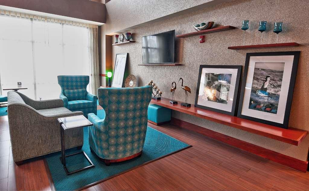 Hampton Inn & Suites Jacksonville Beach Boulevard/Mayo Clinic Интерьер фото